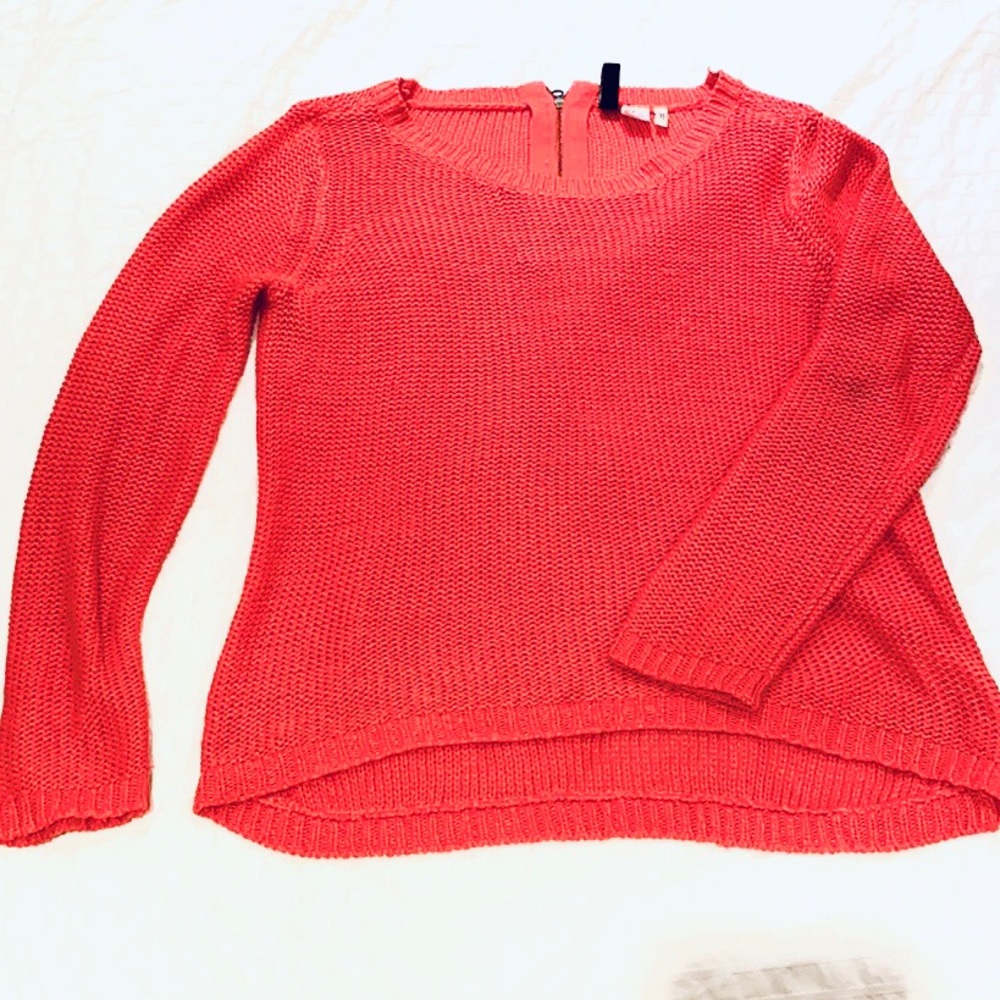 Coral knit fall sweater with zipper accent